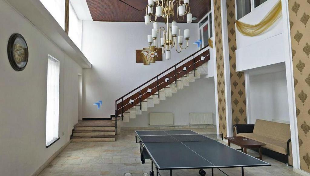 Auberge de jeunesse Romula Imperial à Caracal Extérieur photo